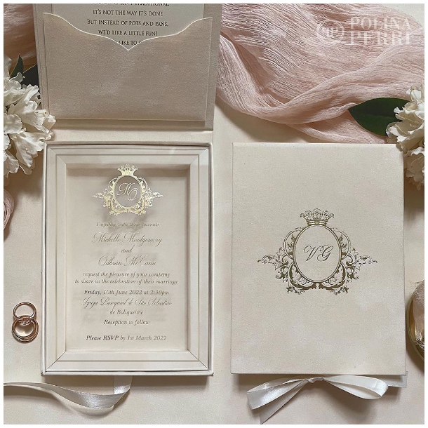 wedding invitations in the box
