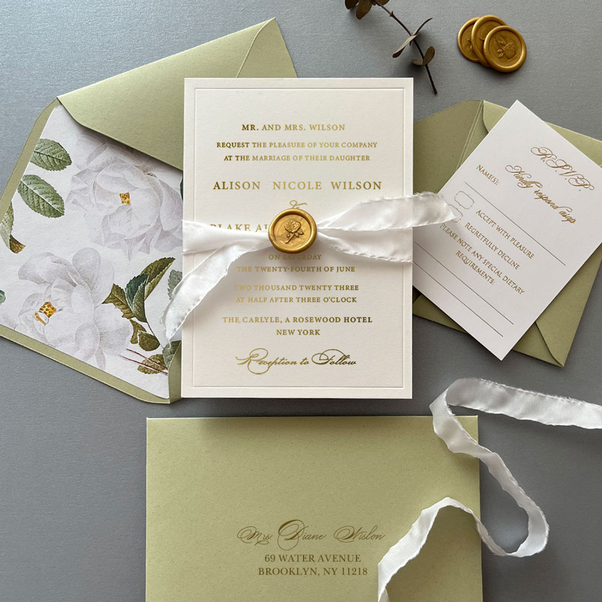 embossed-wedding-invitations