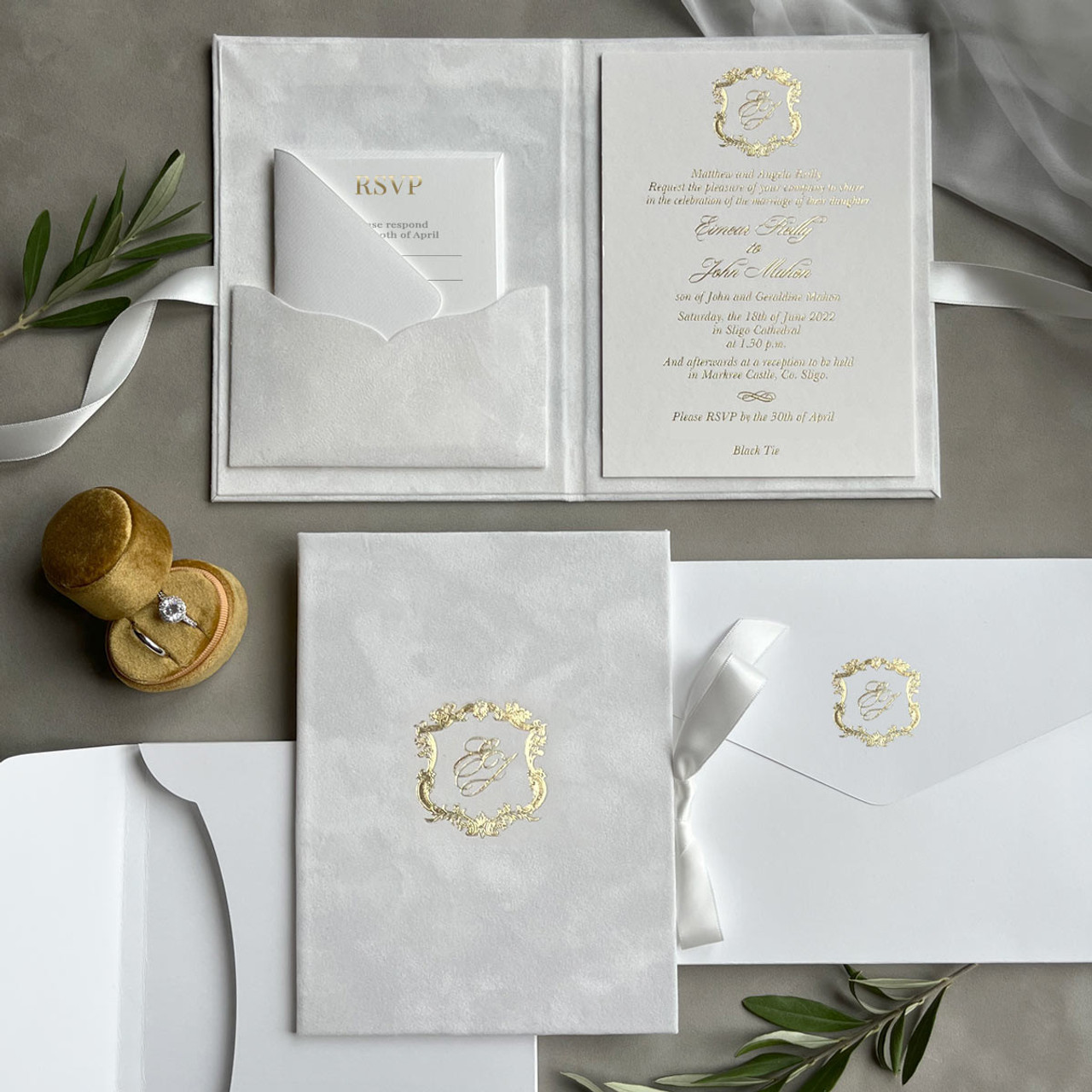 luxury-white-wedding-invitations